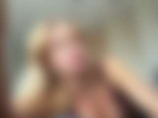 Live cam show with KyleBeatty - Petite Teen (18+) on EXY