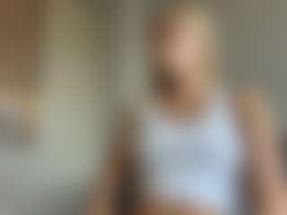 KyleBeatty MILF webcam performer live streaming