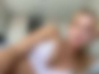 Live cam show with KyleBeatty - Petite on Camsoda
