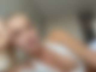 Live cam show with KyleBeatty - MILF Teen (18+) on Gym Cam Girls