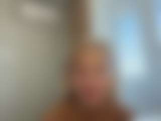 Live cam show with KyleBeatty - College Latina on Camsoda