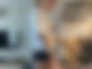 Live cam show with KyleBeatty - Latina MILF on eurowanks.com