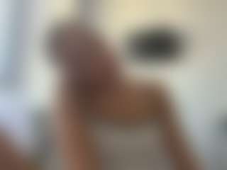 Live cam show with KyleBeatty - MILF Teen (18+) on Hubzter Live