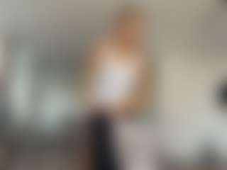 Live cam show with KyleBeatty - Spank Mature on nudelive.tv