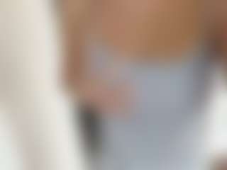 Live cam show with KyleBeatty - Eating Pussy on Milfs Live