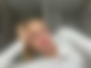 Live cam show with KyleBeatty - Skinny MILF on camwithhim.com