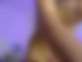 LadyCharm's Live Sex Cam Show