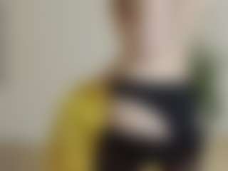 Live cam show with Madoka - Cosplay on StripNow