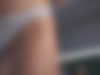 Live cam show with MarquittaCandee - Suck on Fling VIP Chat