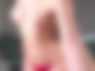 Live cam show with MarquittaCandee - Butt Plug on Camsoda