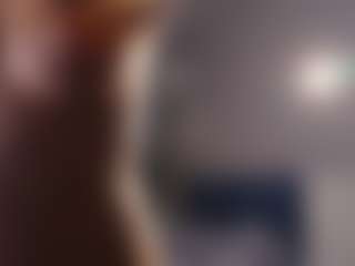 Live cam show with MarquittaCandee - Body Massage on Free Soda