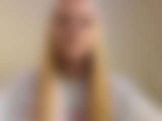 MedaSchur's Live Sex Cam Show