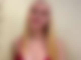 Live cam show with MedaSchur - Big Ass on LiveSexCams6