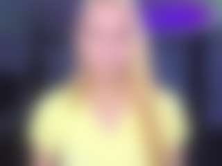 Live cam show with MedaSchur - Camel Toe on liverealitysex.com