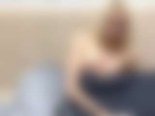Live cam show with MedaSchur - Body Massage on Camsoda