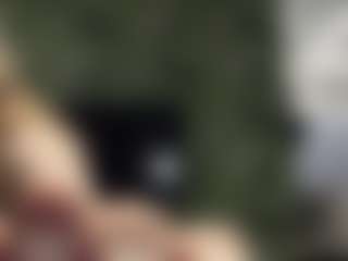 Live cam show with NarcisaBeazer - Spank on AdultVida.com