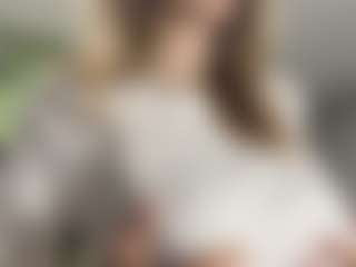 Live cam show with NarcisaBeazer - Body Massage on livesuperchat.net