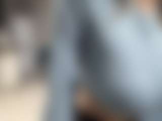 Live cam show with NarcisaBeazer - Nipple Piercings on AdultVida.com