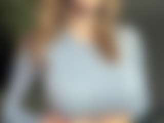 Live cam show with NarcisaBeazer - Green Eyes on AdultVida.com