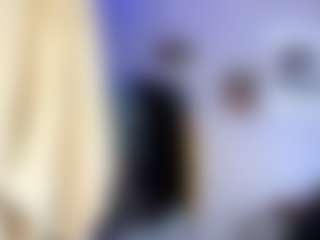 OtiliaGuillama's Live Sex Cam Show