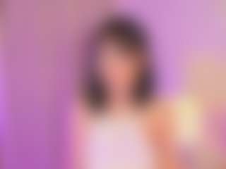 Live cam show with AdharaMancini - Average on AdultVida.com