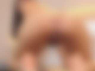 AdharaMancini's Live Sex Cam Show
