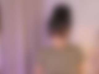 Live cam show with AdharaMancini - Facial on Camsoda