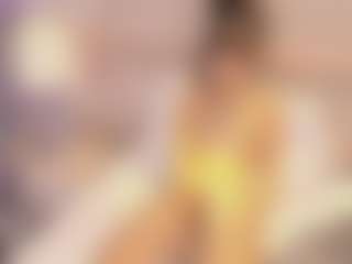 Live cam show with AdharaMancini - Average on Camsoda