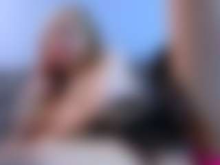 carmen1star's Live Sex Cam Show