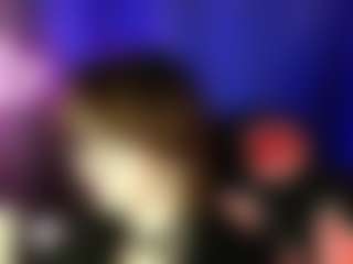 CherryxxLuna's Live Sex Cam Show