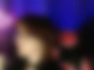 CherryxxLuna's Live Sex Cam Show