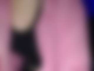 CherryxxLuna's Live Sex Cam Show