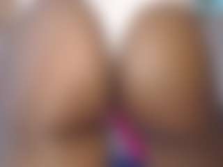 ebonybonnie69's Live Sex Cam Show