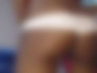 ebonybonnie69's Live Sex Cam Show