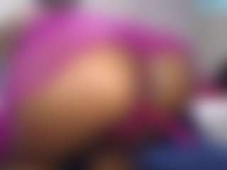 Show live cam dengan ebonybonnie69 - Tease di Camsoda