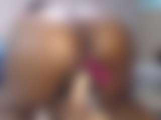 ebonybonnie69's Live Sex Cam Show