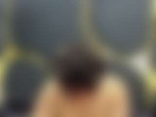 Live cam show with isabela - Tease on CamwithHer