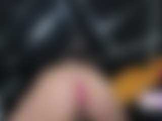 isabela's Live Sex Cam Show