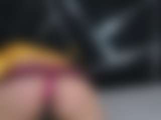 Live cam show with isabela - Cock Rating on Camsoda