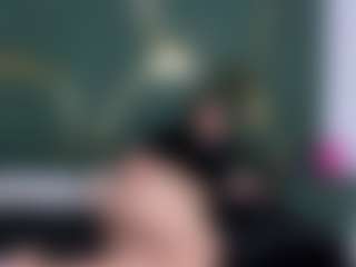 Live cam show with isabela - Latino on Camsoda