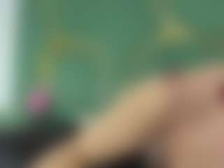 Live cam show with isabela - Bedroom on Camsoda