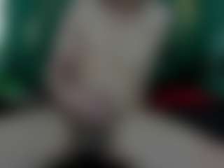 Live cam show with isabela - Latino on Camsoda