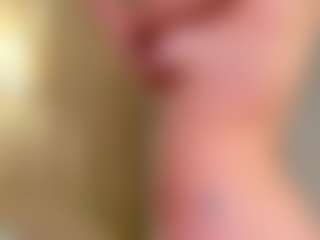 VIKI's Live Sex Cam Show