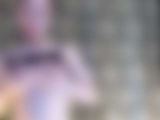 Live cam show with VIKI - Ebony on Mixed Magazine Live
