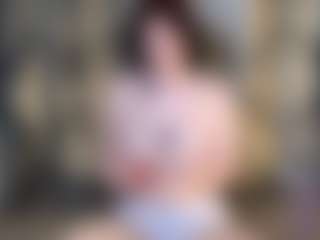 Live cam show with VIKI - Gagging on SinfulBabes