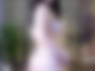 Live cam show with VIKI - Public on liverealitysex.com