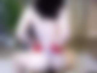Live cam show with VIKI - Ebony on camwithhim.com