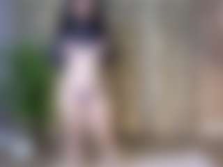 Live cam show with VIKI - New Petite on Dolls Live