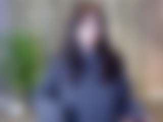 Live cam show with VIKI - Fingers on CamClone