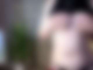 Live cam show with VIKI - Granny Brown Hair on livesuperchat.net